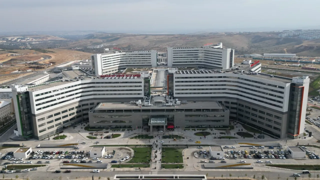 Şehir Hastanesi’nde İsyan