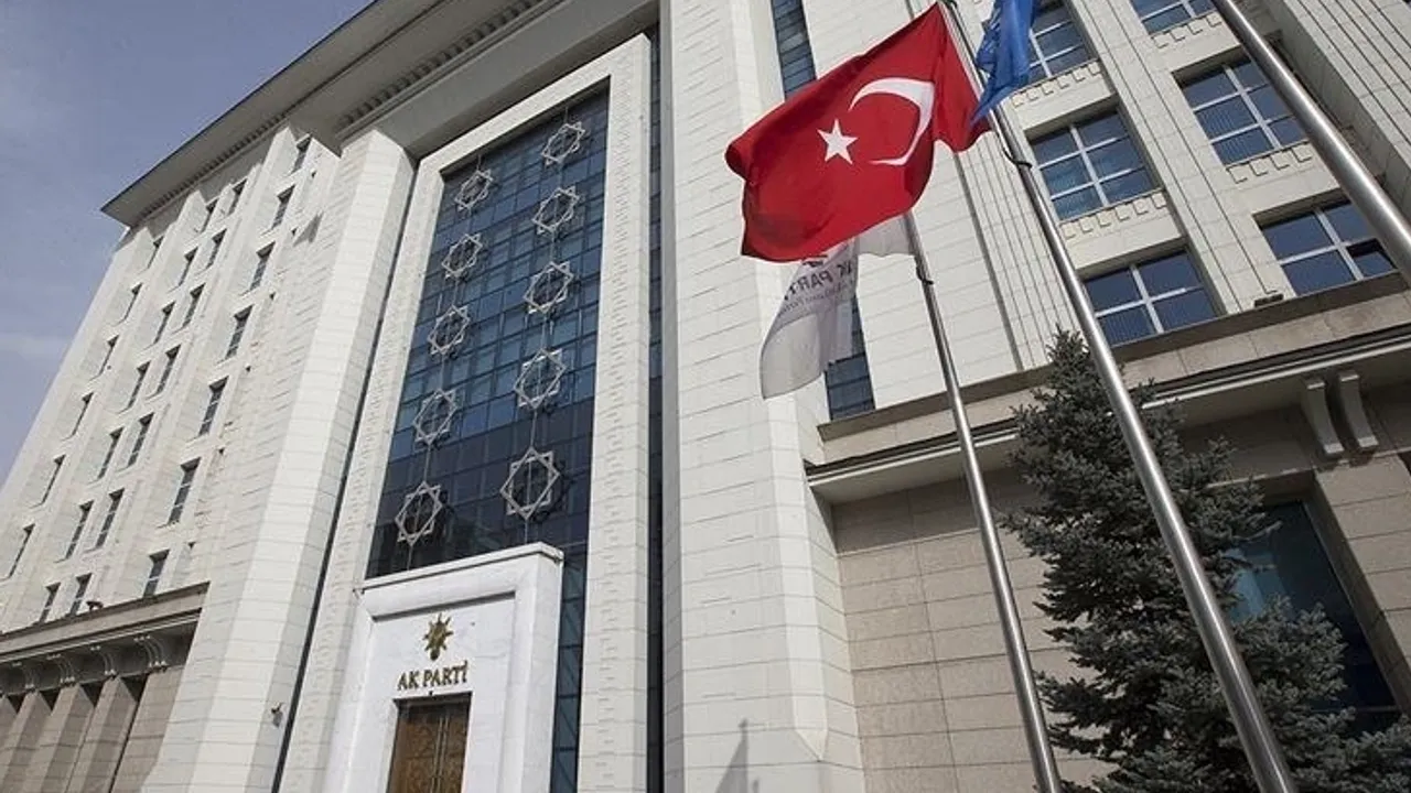 AK Parti Yeni Anayasa Çalıştayı Düzenleyecek