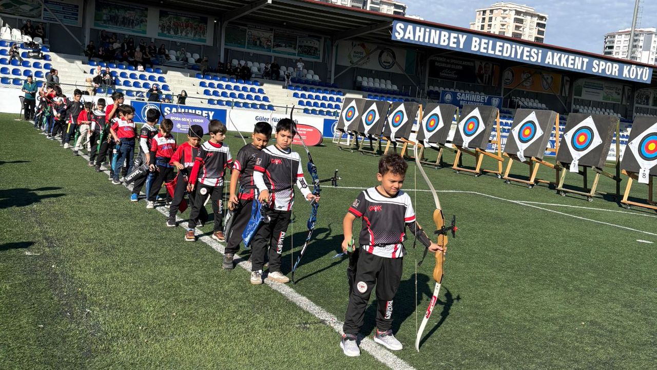 Gaziantep'te Cumhuriyetin 102. yılını coşku ile kutlandı