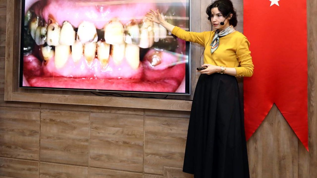 Gaziantep’te yaşlılık ve ağız sağlığı ele alındı