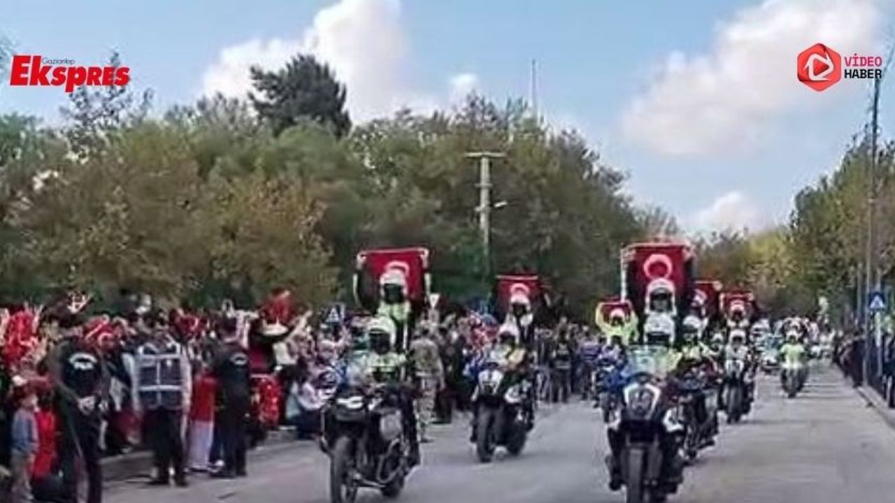 Gaziantep'te Cumhuriyet'in 102. yıl dönümü kutlandı