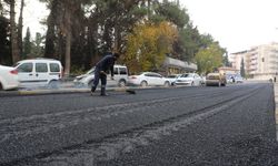 Nizip Belediyesi ekipleri yol yapımına devam ediyor