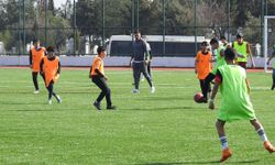 Gaziantep'te 'Sokaktan Sahaya' Projesiyle Geleceğin Futbolcuları Yetişecek