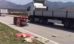 Motosiklet ve otomobil çarpıştı: 1 ölü, 1 yaralı