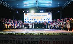 Gaziantep Kolej Vakfı'nda mezuniyet sevinci