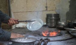 Gaziantep’te ikiz kardeşler kalaycıcılık mesleğini yaşatıyor
