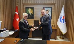 Güllüoğlu’ndan GAÜN Rektörüne ziyaret