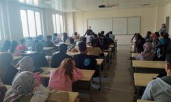 İslahiye İİBF’de Mali Müşavirlik konferansı düzenlendi