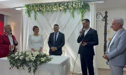 İslahiye'de iki öğretmen evlendi