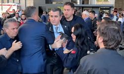 Özgür Özel'e yumruklu saldırı!