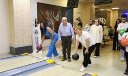 GAÜN’de kuşaklar arası bowling buluşması