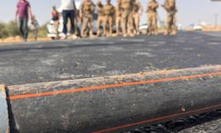 Suyu kesilen çiftçiler karayolunu trafiğe kapattı
