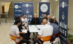Bilim Kafe GİBTÜ’de gençlerle buluştu