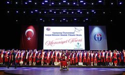 GAÜN Sosyal Bilimler'de mezuniyet coşkusu