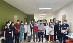 Eşinin böbreğiyle hayata tutundu