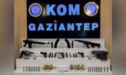 Silah kaçakçıları operasyonla yakalandı