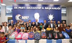 AK Parti Gaziantep'ten ihtiyaç sahibi çocuklara kırtasiye desteği