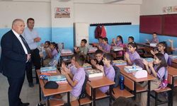 Araban'da 7 bin 410 öğrenci için ilk ders zili çaldı