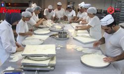 Gaziantep'te öğrencilerin ürettiği baklava yok satıyor