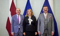 Özyurt, Riga’da Büyükelçi ile görüştü