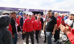 YÖK Başkanı Prof. Dr. Erol Özvar, GAÜN standını ziyaret etti