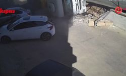 Gaziantep'te park halindeki tır fabrika duvarına devrildi