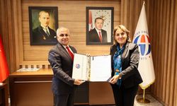GAÜN’de İletişim Fakültesi’ne yeni dekan