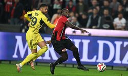 Gaziantep FK evinde dağıldı!