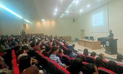 Nizip MYO’da öğrencilere uyum programı düzenlendi
