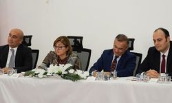 Vali Çeber ile Başkan Şahin, Arabanlı muhtarlarla buluştu