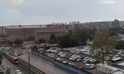 Gaziantep caddeler göle döndü, trafik felç oldu
