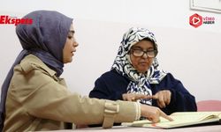 Gaziantep'te işitme engelli kadın Kur'an-ı Kerim'i öğrendi