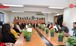 Tahmazoğlu'ndan öğretmenlere jest