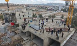 Gaziantep'te deprem konutları davul zurna eşliğinde tamamlandı