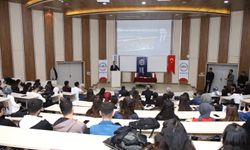 GAÜN’de Kamuda Kariyer Söyleşileri gerçekleşti