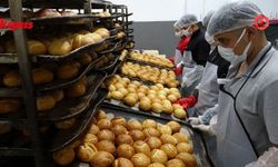 Fabrika gibi lise günde 25 bin ekmek üretüiyor