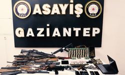 Gaziantep’te dolandırıcılık operasyonu: 25 adet ruhsatsız silah ele geçirildi