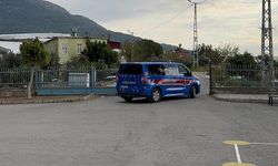 Öğrenci okul müdürünü vurdu