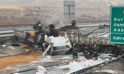 TAG Otoyolu'nda zincirleme kaza: 3 tır yandı