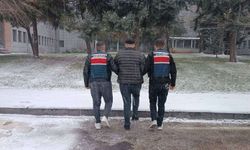 Ağır suçtan aranan firari kıskıvrak yakalandı
