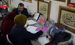 40 yıldır hat sanatıyla geleceğe ışık tutuyor