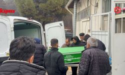 Bıçaklı kavgada ölen gencin cenazesi teslim edildi