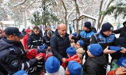 Büyükşehir'den çocuklara kış desteği