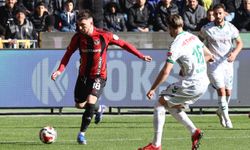 Gaziantep FK: 1 - Konyaspor: 0 (İlk yarı)