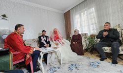 Gaziantep'te kar altında nikah kıyıldı