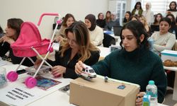 Öğrencilerden görme engelli annelere özel proje