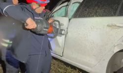 TAG otoyolunda otomobil şarampole uçtu: 2 yaralı