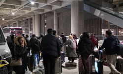 Gece yarısı mağduriyeti Gaziantep uçağı Mersin’e indirildi