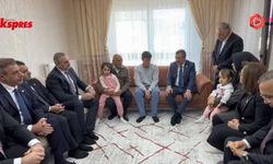 Cevdet Yılmaz Gaziantep’te depremzede aileyle buluştu