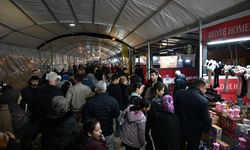 Gaziantep'te "Ramazan Sokağı"na yoğun ilgi